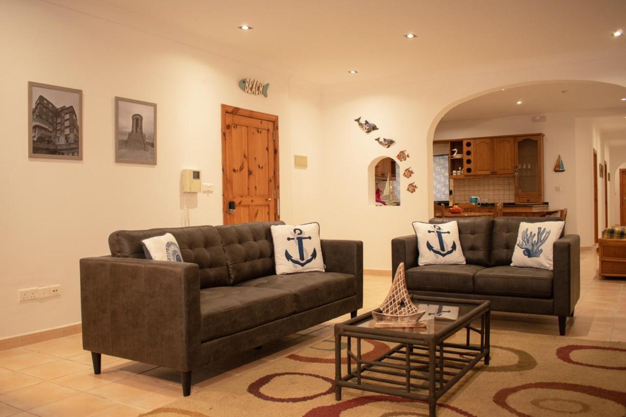 Spacious 3 Bedroom Apartment In Marsascala Marsaskala Exterior foto